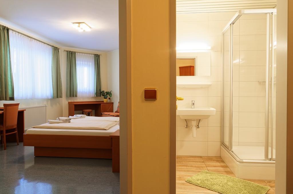 Jugend- Und Familiengaestehaus Klagenfurt Klagenfurt am Woerthersee Ngoại thất bức ảnh
